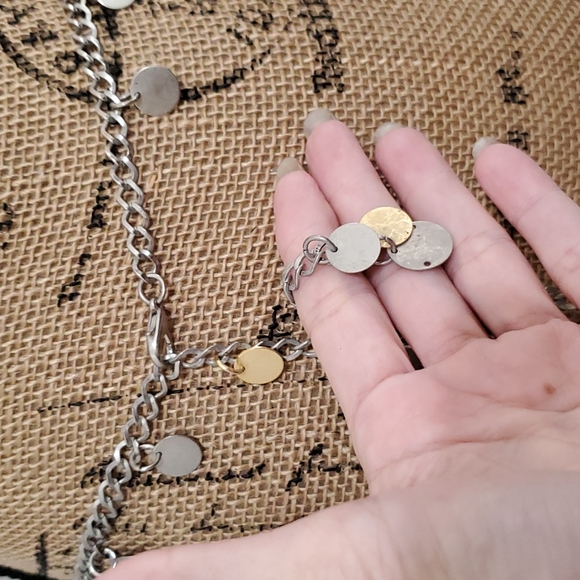 VINTAGE Silver tone chain with circular gold & silver disks lobster clasp belt - Picture 5 of 7